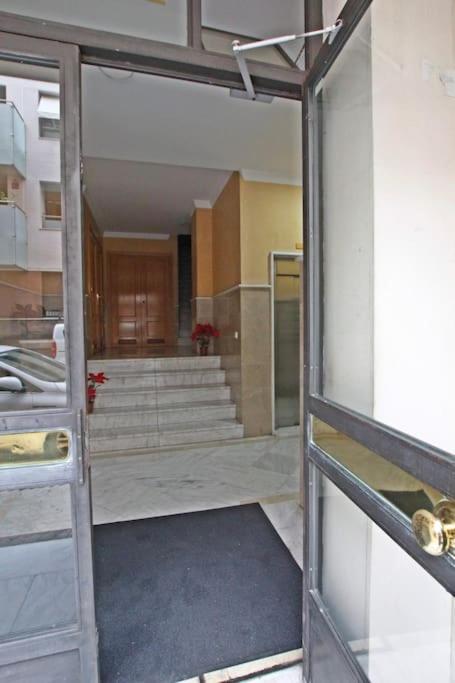 Sevilla Clasica: Amigos Y Familia. Parking Gratis! ภายนอก รูปภาพ
